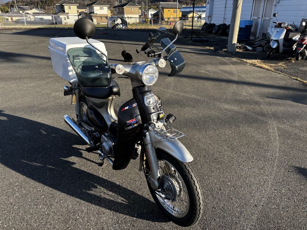 ホンダ リトルカブの全体写真