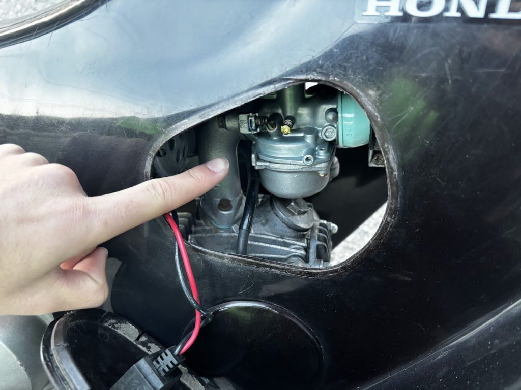 キャブレターの写真